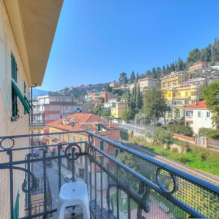 Palace 34 Few Meters From The Sea Apartment Alassio