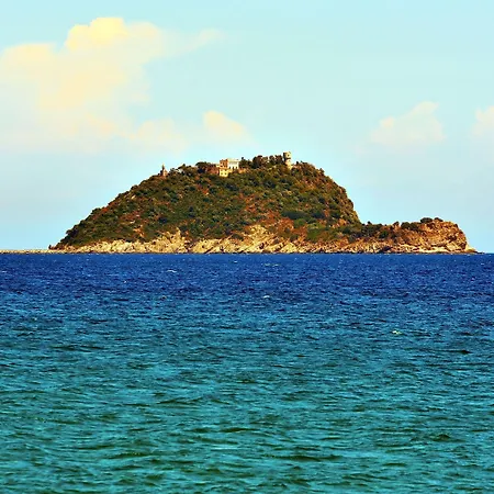 Palace 34 Few Meters From The Sea Apartment *