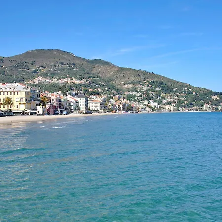Apartment Palace 34 Few Meters From The Sea *